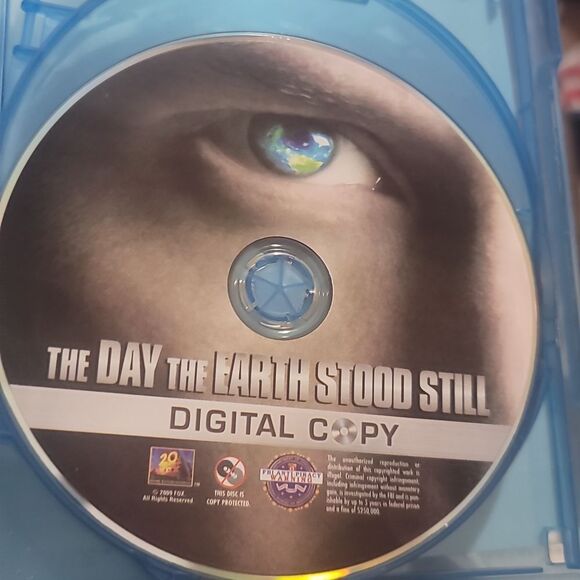 The day the earth stood still Keanu reeves 3 disc edition Blu ray original 1951 - Picture 3 of 5